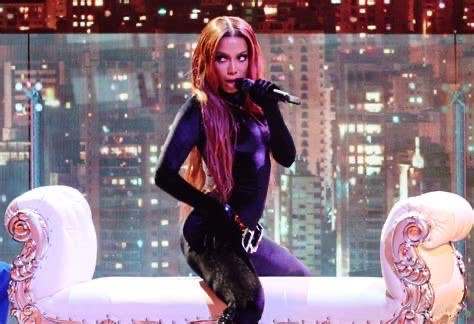 Cultura pop brasileira impulsiona boom da gluteoplastia