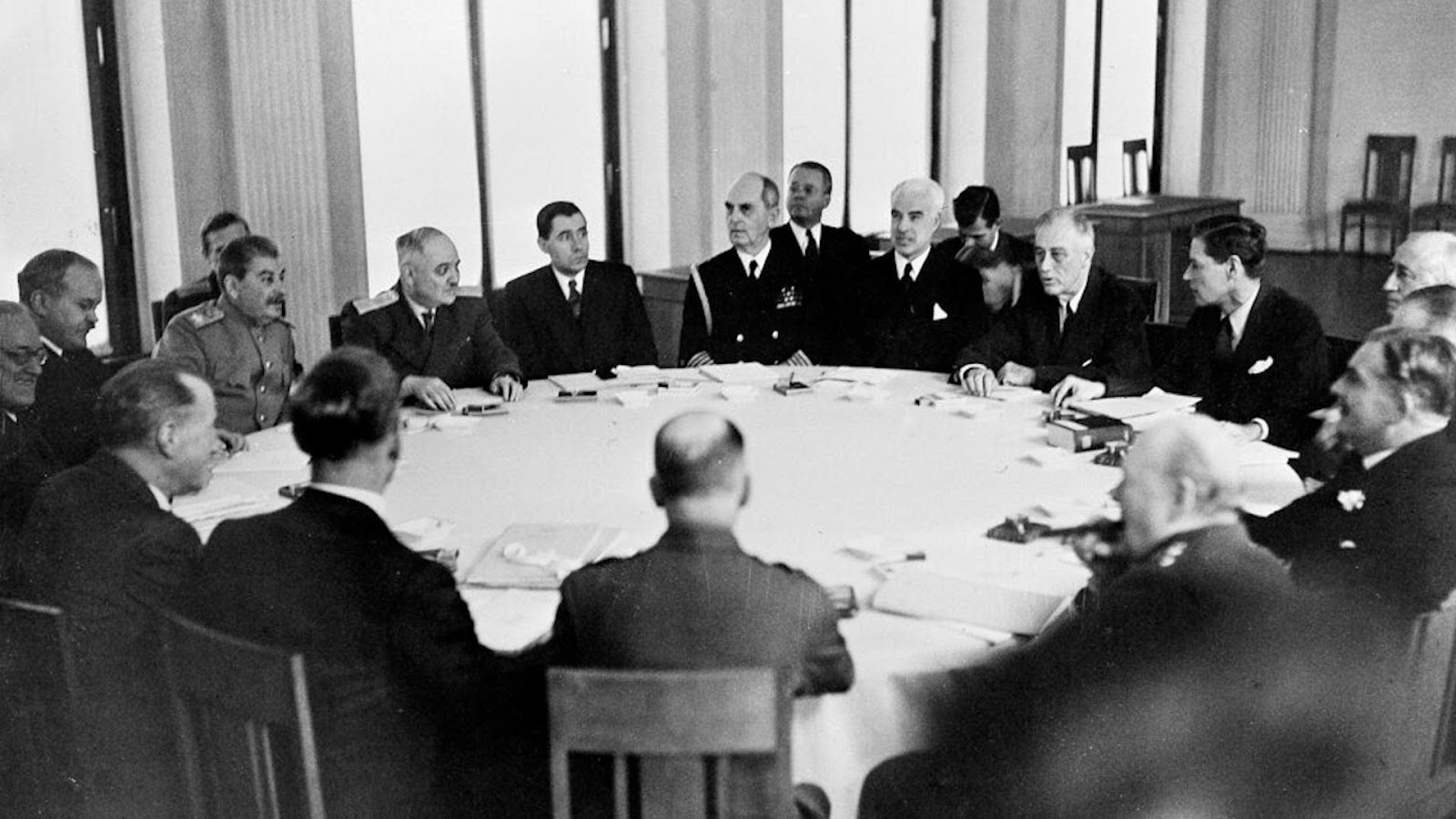 Documentário revela tensões entre Churchill, Roosevelt e Stálin