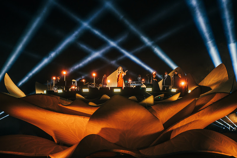 Amazônia Live – Hoje e Sempre: Mariah Carey e divas paraenses brilham em espetáculo no Rio Guamá