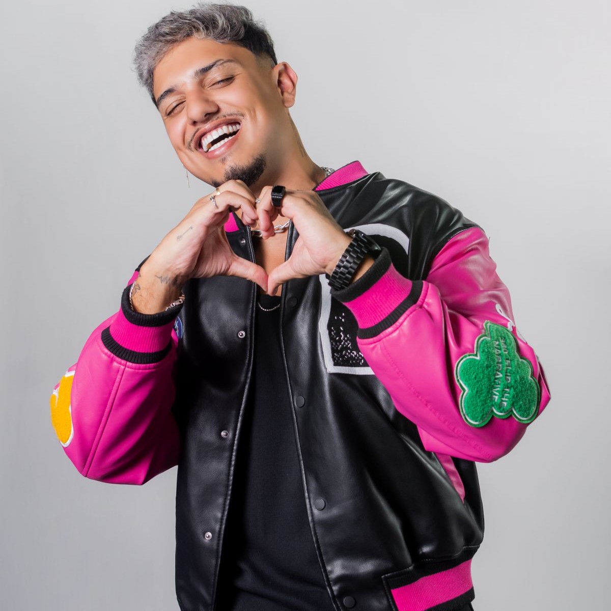 Breno Major lança “Romântico Puto” com emoção e ousadia