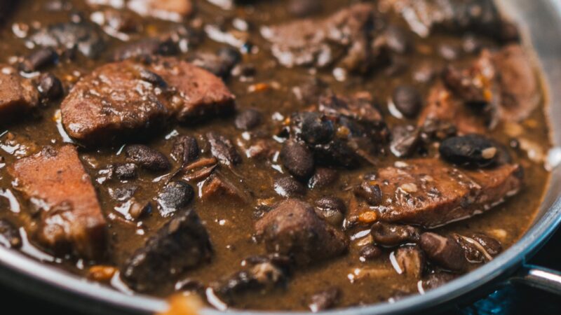 Cervejaria Turatti tem Sambô e Tardezinha no fim de semana