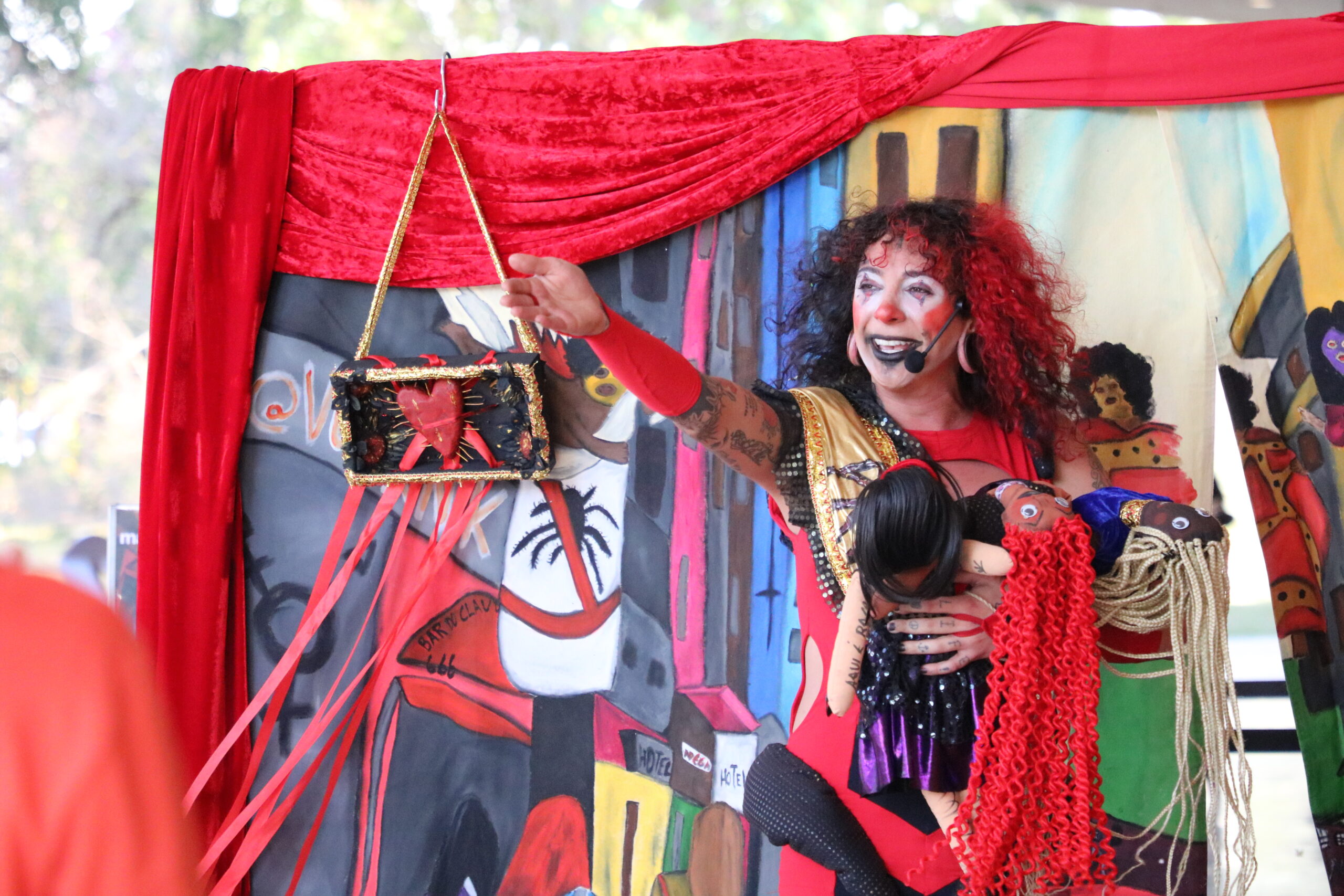 Espetáculo circense “Tarântula Transita” tem apresentações gratuitas em SP