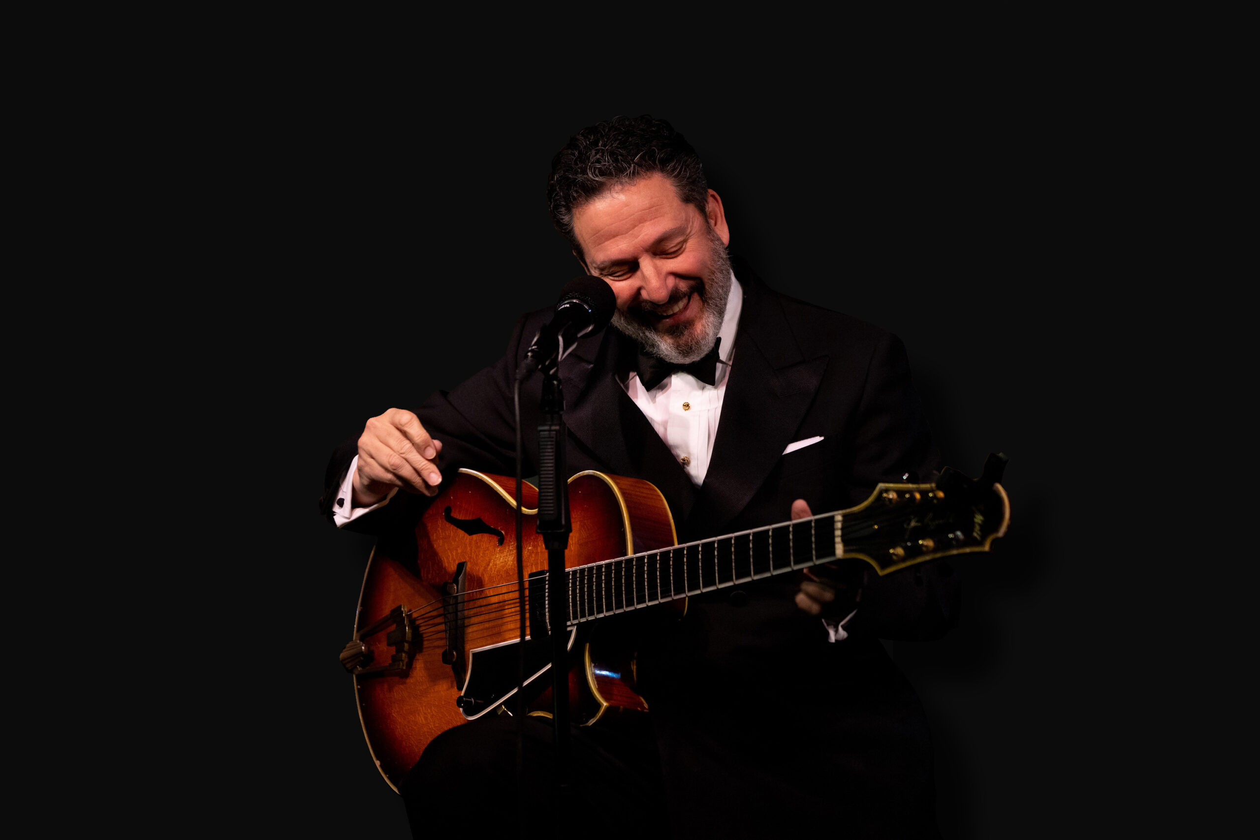 John Pizzarelli celebra 40 anos no Vijazz & Blues