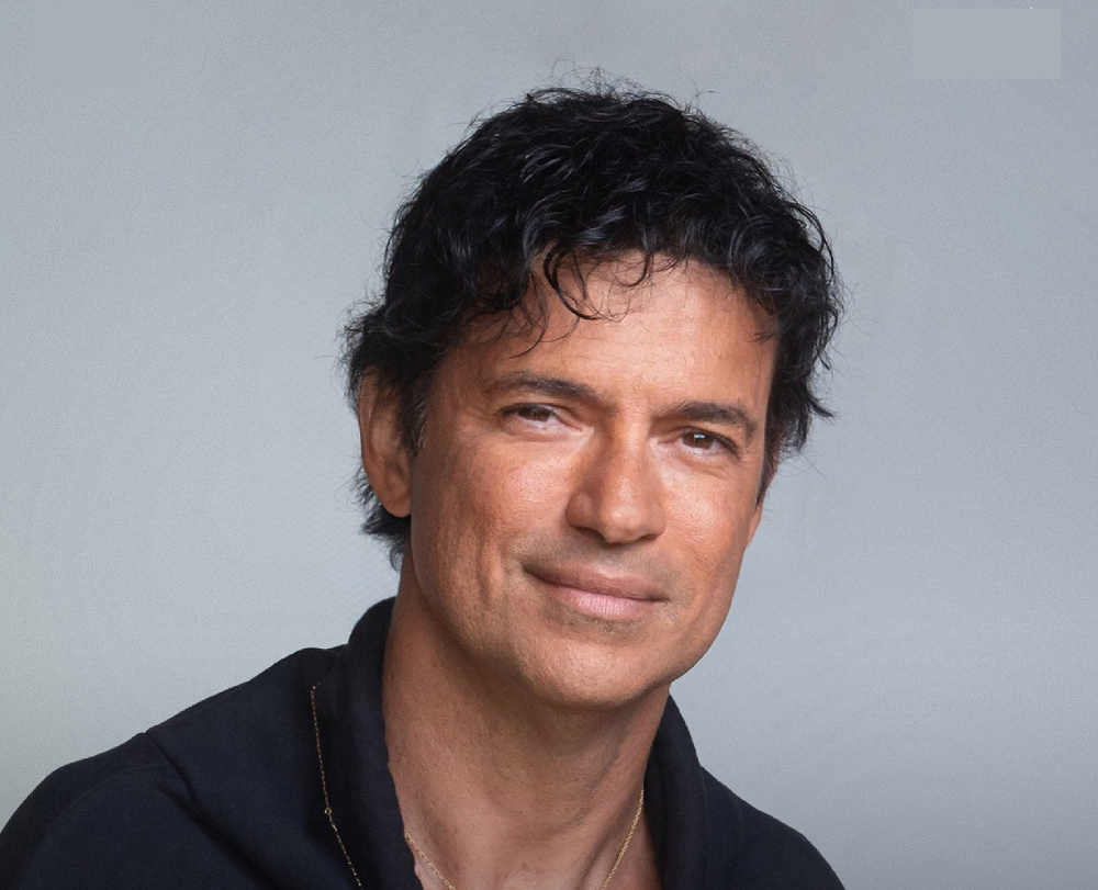 Jorge Vercillo apresenta nova fase da turnê comemorativa com “JV30 Part II – Mais um final feliz” 🎶✨
