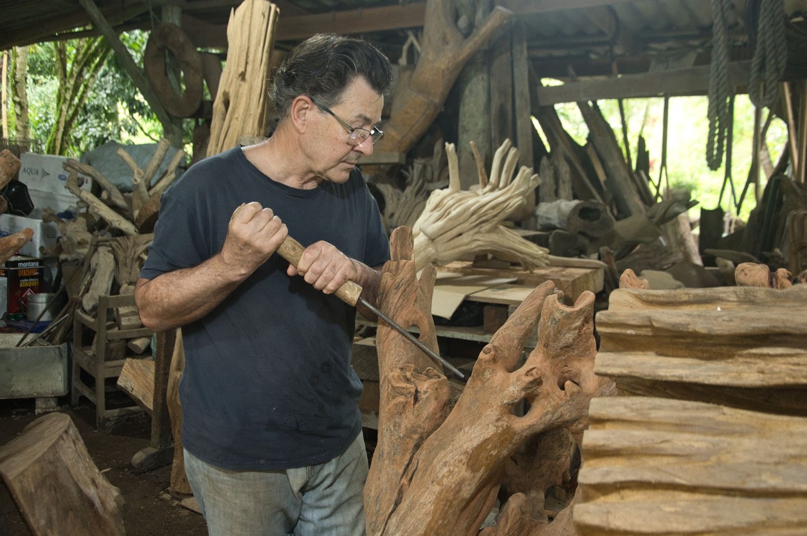 Itelvino Jahn apresenta mostra “Permanências” em Porto Alegre