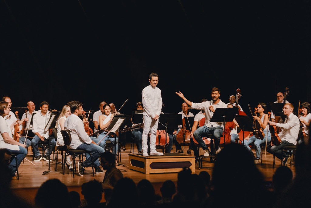 OSBA encanta crianças com “Pedro e o Lobo” neste domingo