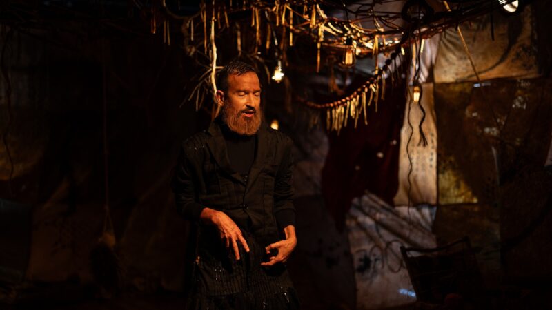 Marcelo Olinto encena “A Construção”, de Kafka, na Lapa