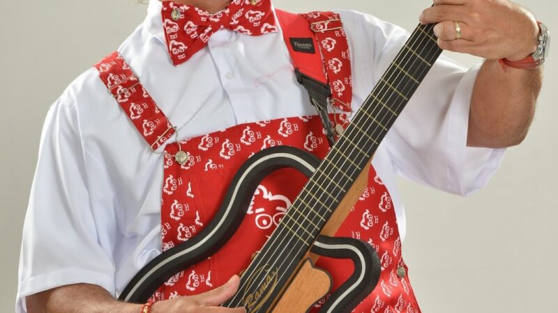 Terrazo Comedy traz Adamastor Pitaco em noite de humor gratuita