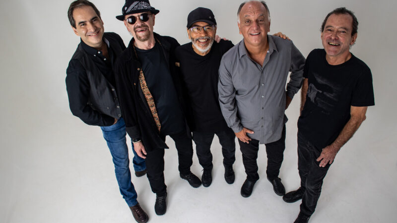 The Fevers celebram 60 anos com show em Vitória