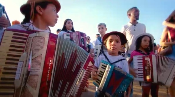 Guilherme Dantas lança documentário “Na Terra dos Sanfoneiros”