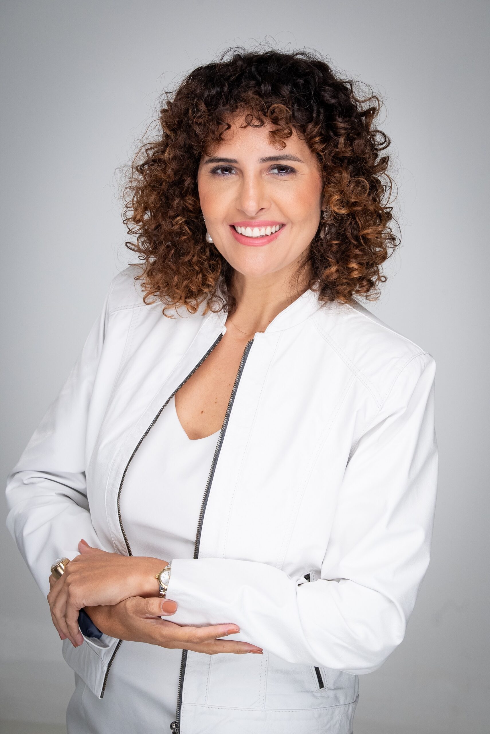 Márla Camilo lança O Homem Inteiro, manual para empresários que querem prosperar sem perder vitalidade e propósito