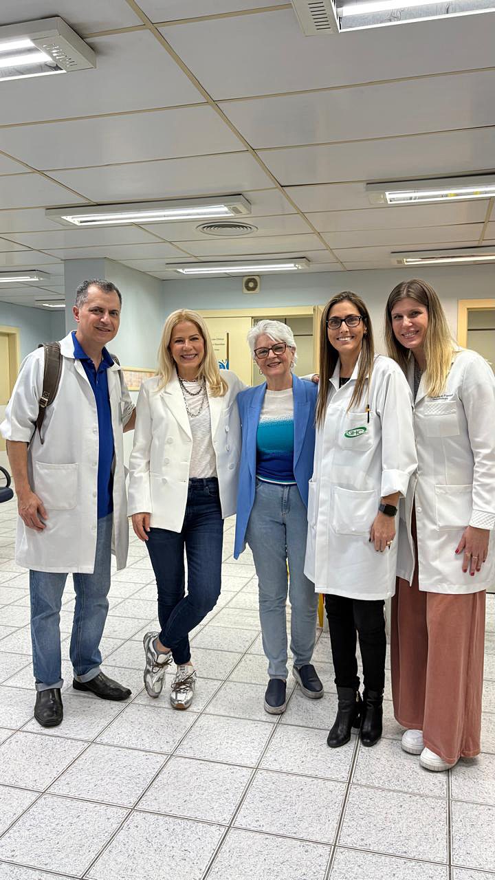 Paula Toller visita Instituto da Criança com Diabetes em Porto Alegre e reforça campanha de conscientização