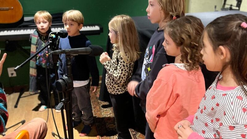 Novos episódios do podcast infantil ensinam sustentabilidade