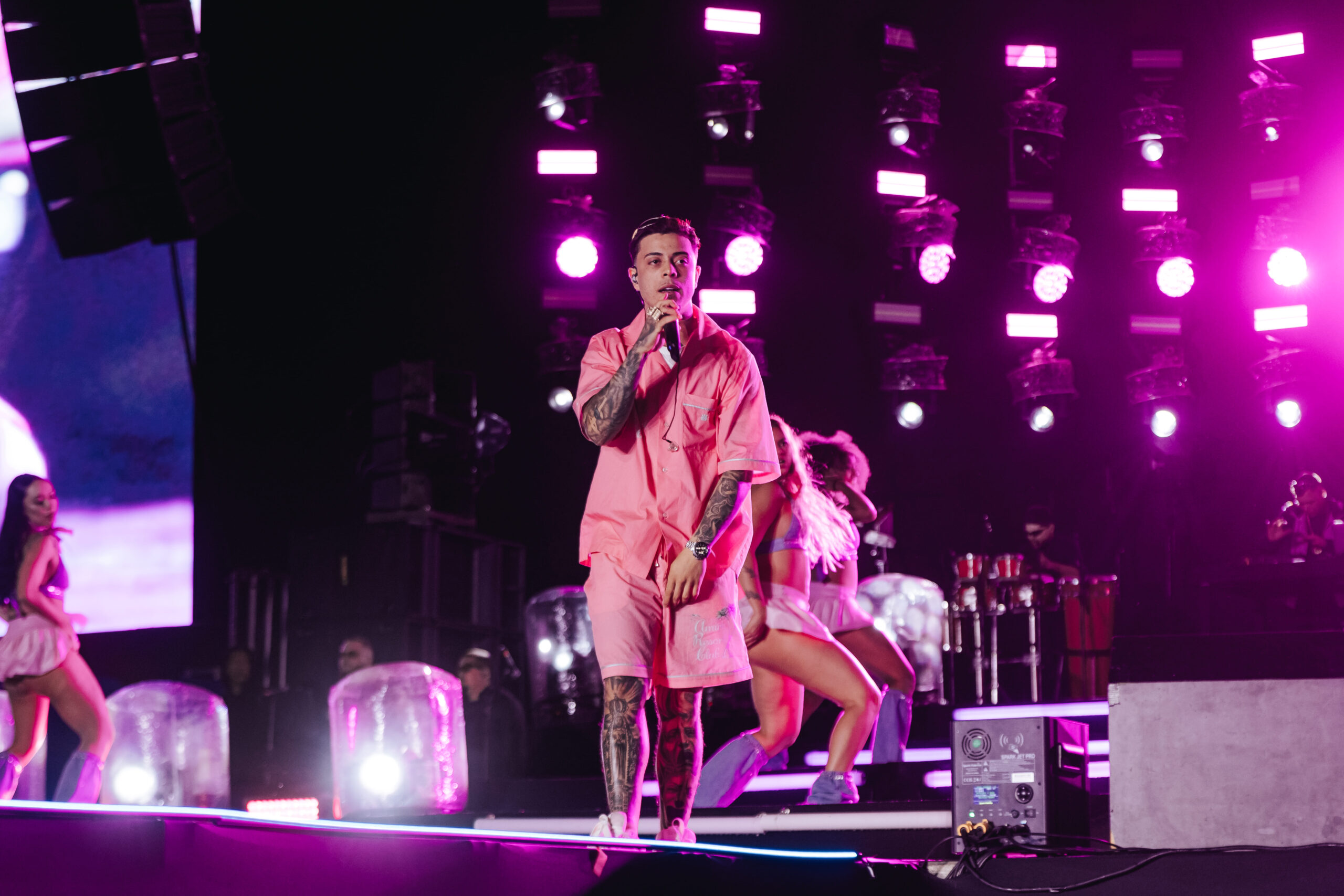 MC Tuto grava “2T Ecléttico” com estrelas do funk