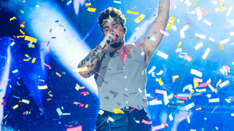 Luan Santana faz história com show esgotado em Londres