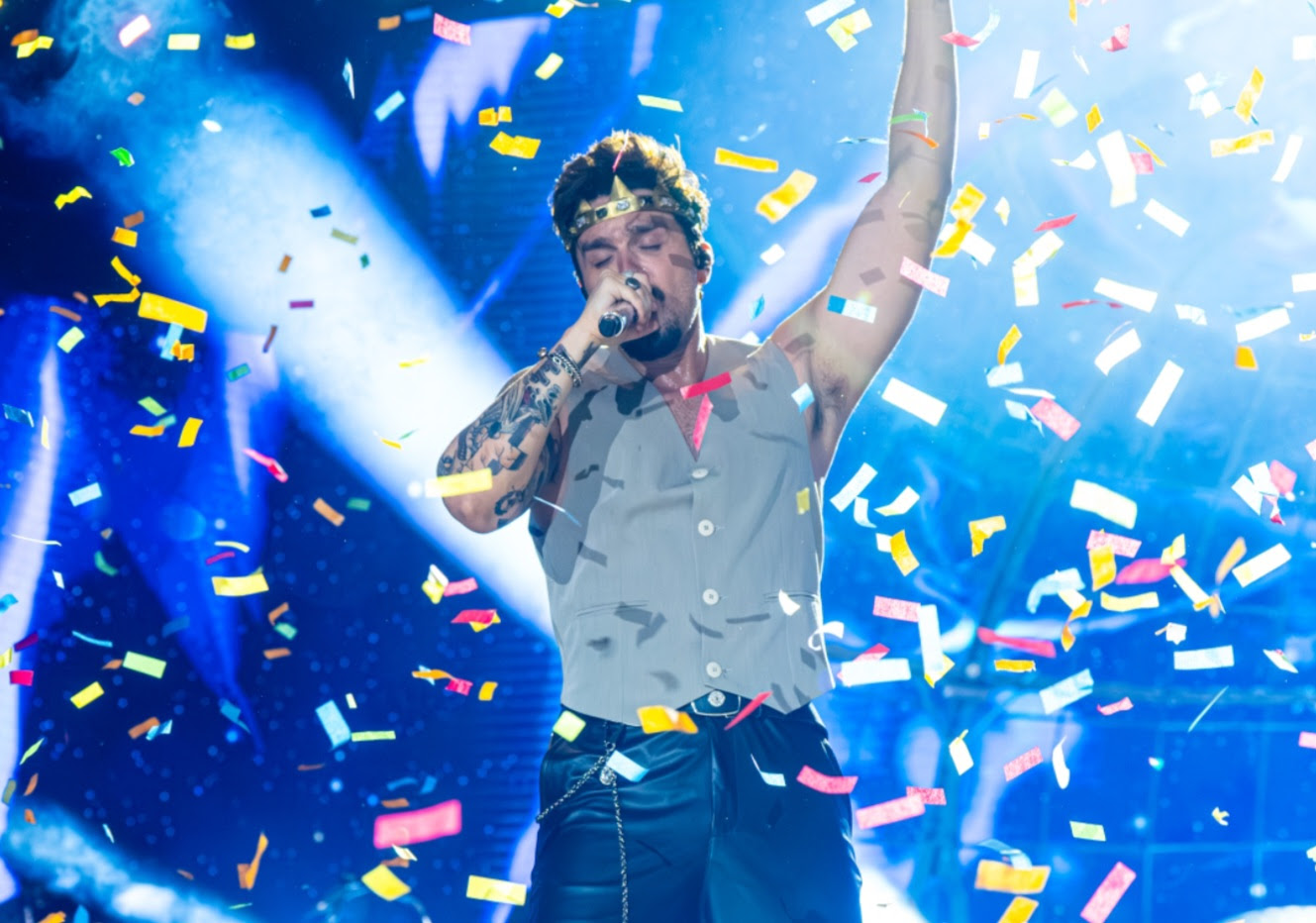 Luan Santana faz história com show esgotado em Londres