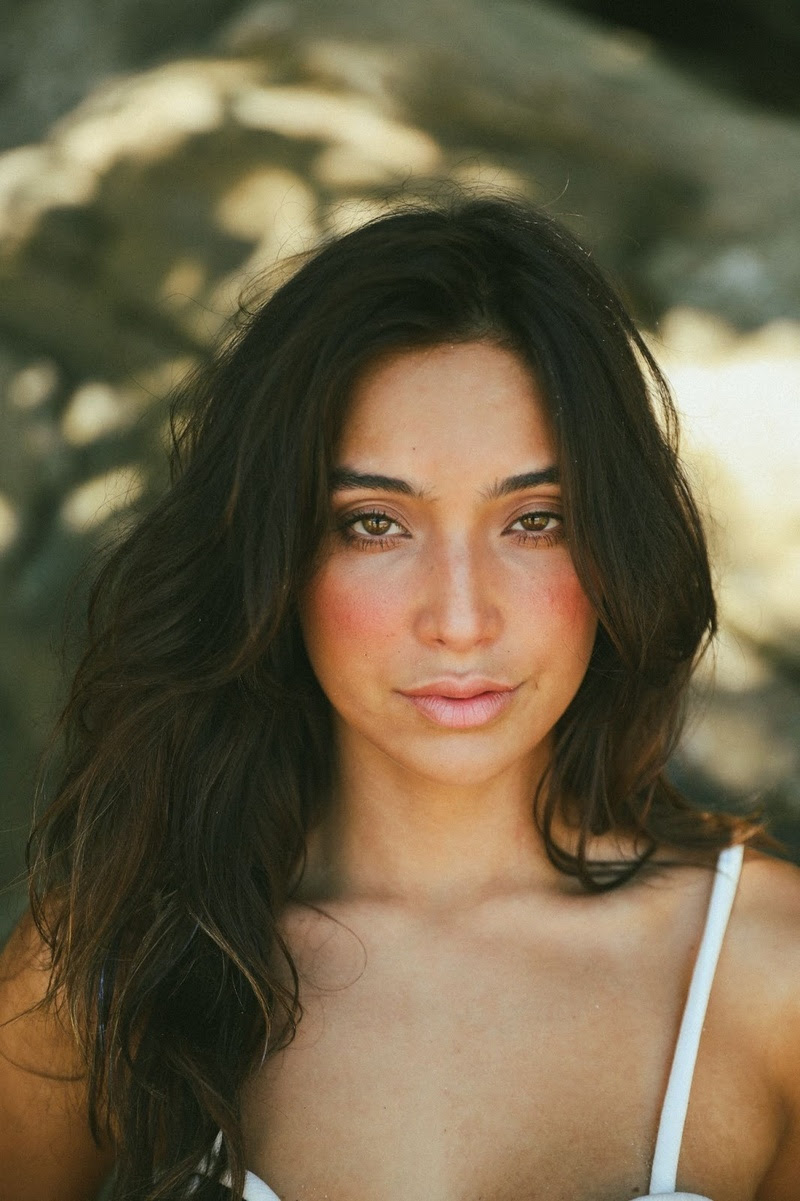 Vanessa Lopes lança biografia em Brasília neste domingo