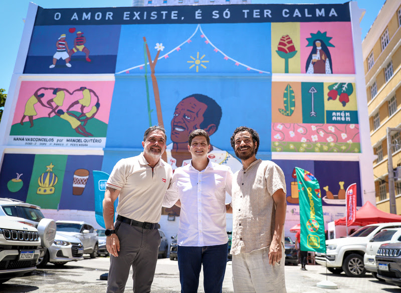 Tintas Iquine apoia megamural em homenagem a Naná Vasconcelos no Recife