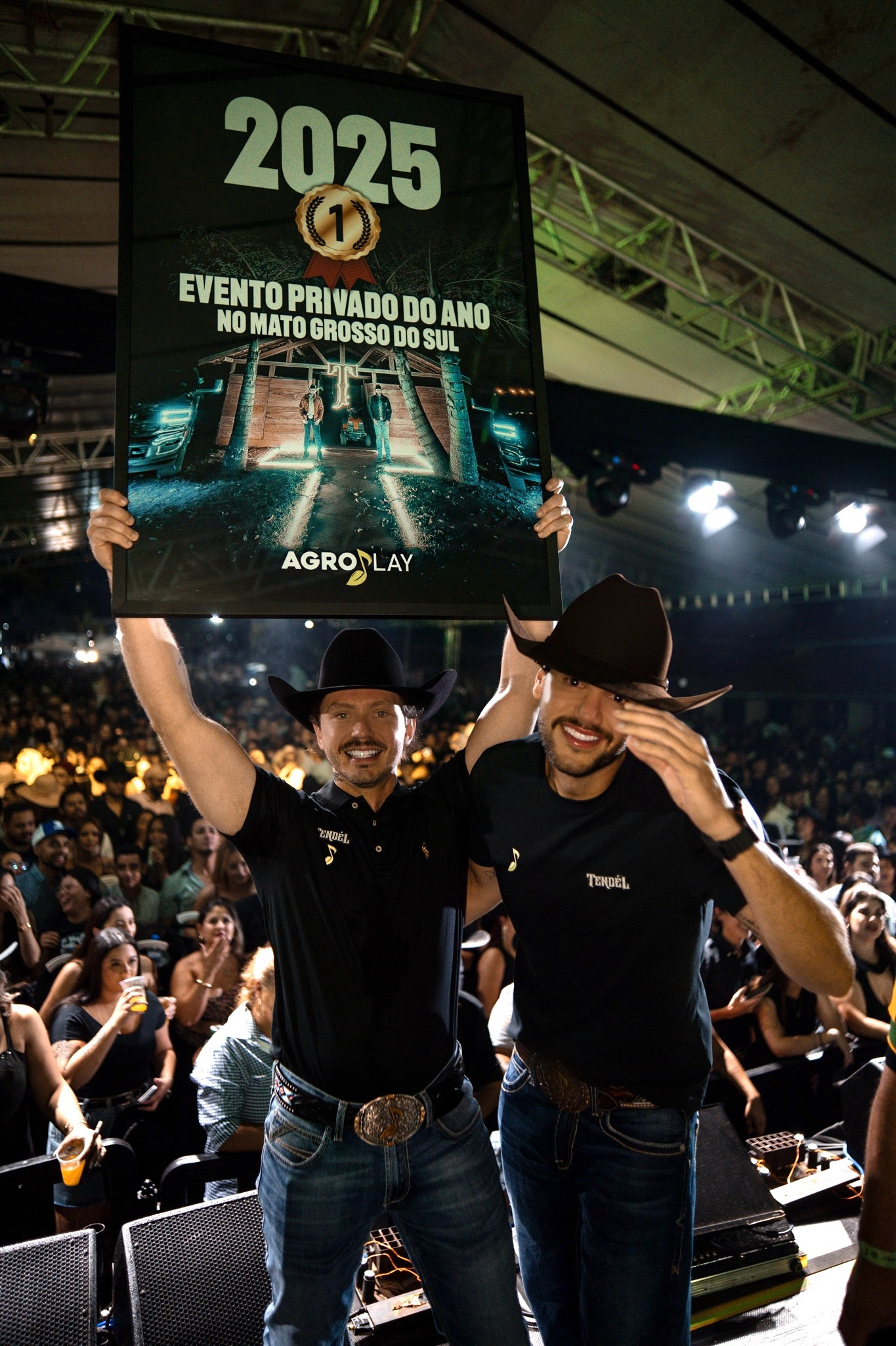 Tendél revive a violada e cresce no cenário sertanejo