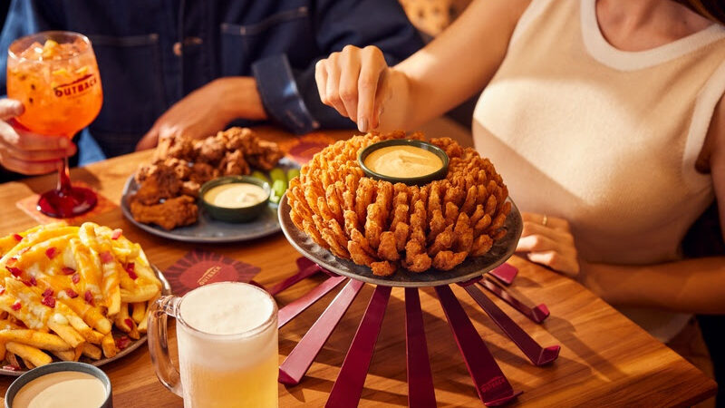 Outback celebra Bloomin’ Day e transforma pedidos em sonhos