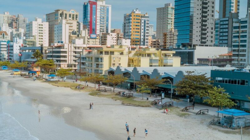Carnaval gratuito agita Itapema em fevereiro