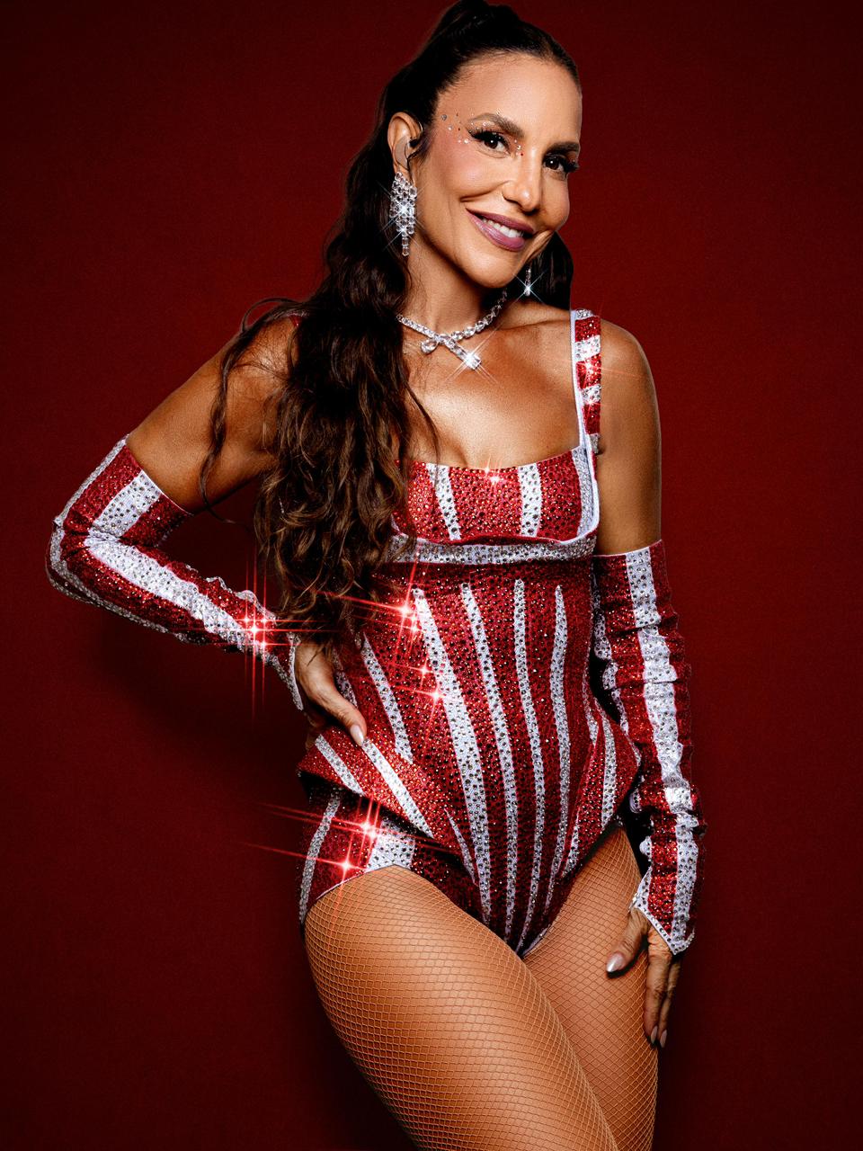 Ivete Sangalo agita Bloco Coruja na Barra-Ondina