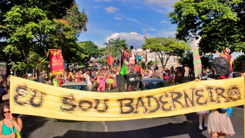 Bloco Maria Baderna desfila em Santa Tereza