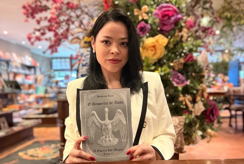Sabrina Lira lança O Despertar de Alpha