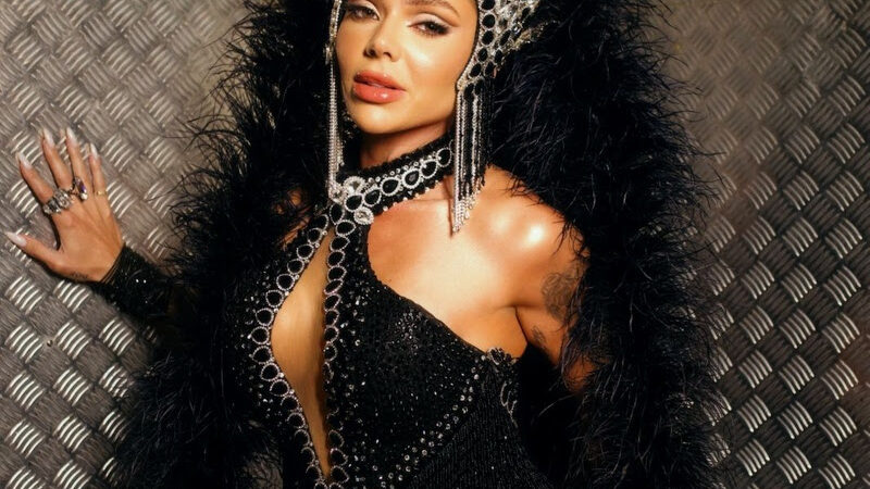 Thais Vasconcellos estreia como madrinha da Camisa Verde