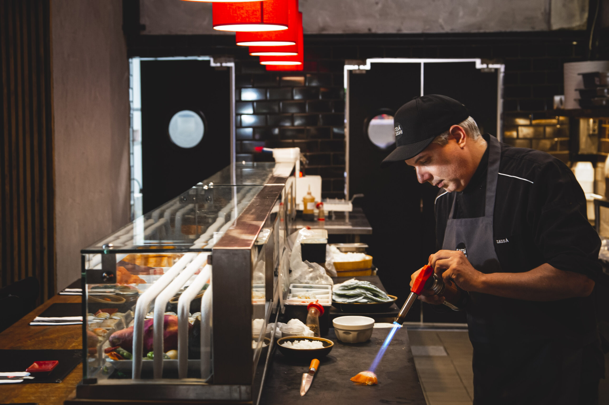 Chef ensina atum selado para Páscoa sofisticada