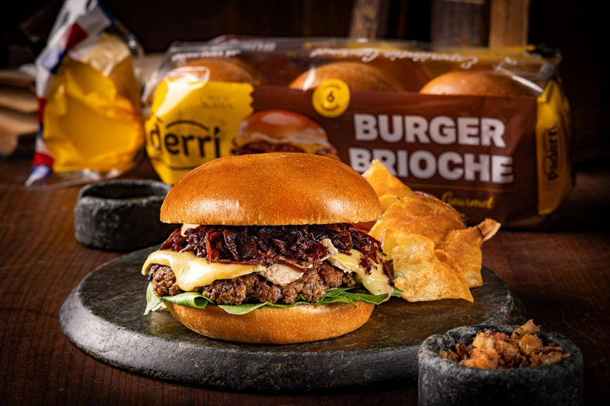 Paderrí e Taverna Medieval lançam hambúrguer exclusivo