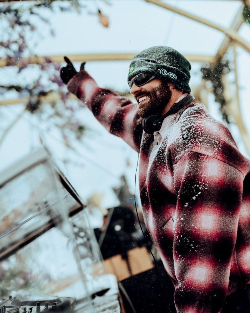 Alok brilha no Tomorrowland Winter 2026