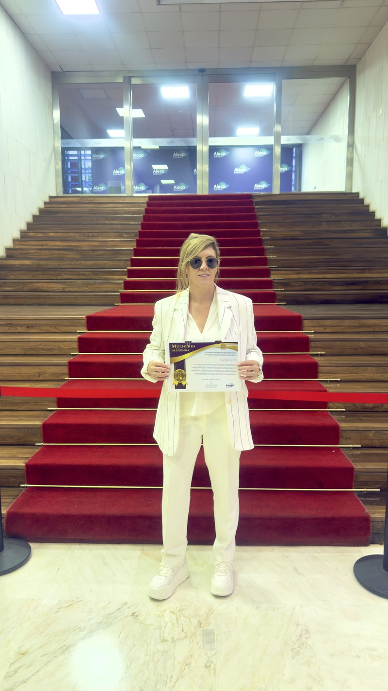 Priscilla Coutto recebe homenagem na Alesp