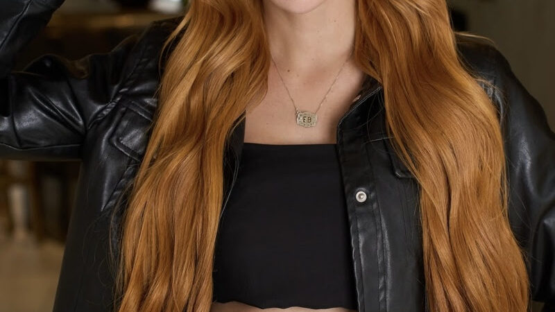 Influenciadora denuncia ataques racistas online