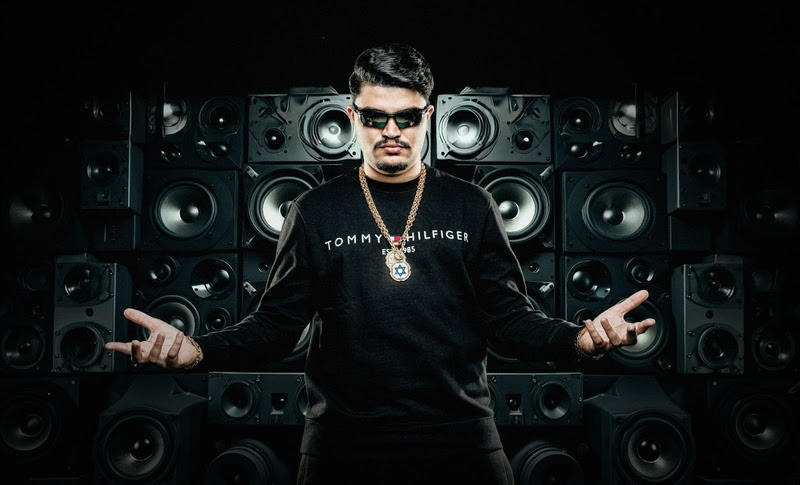 Japa NK assina com a Warner Music Brasil