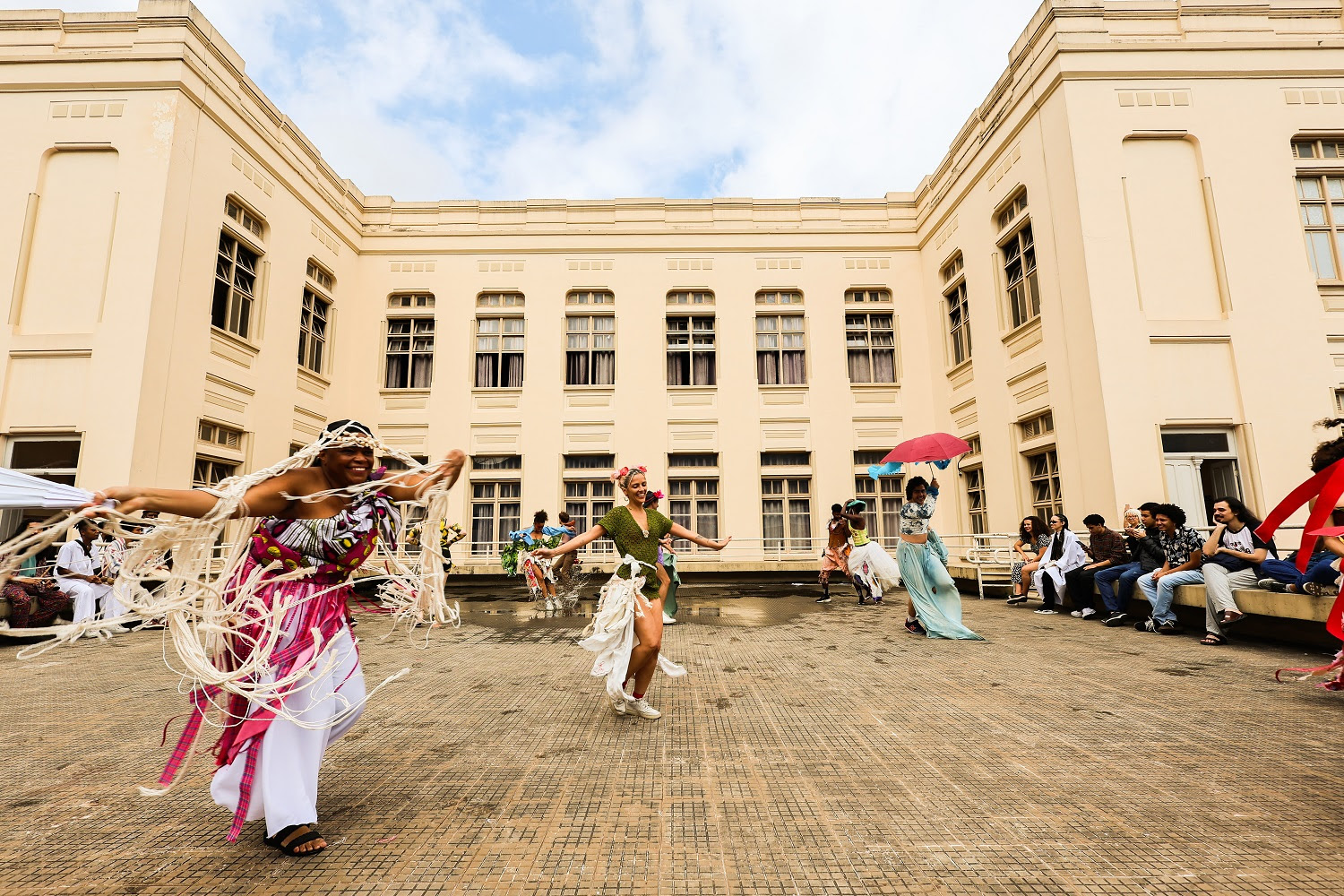 SP Escola Superior de Teatro abre inscrições para 109 vagas em curso superior gratuito
