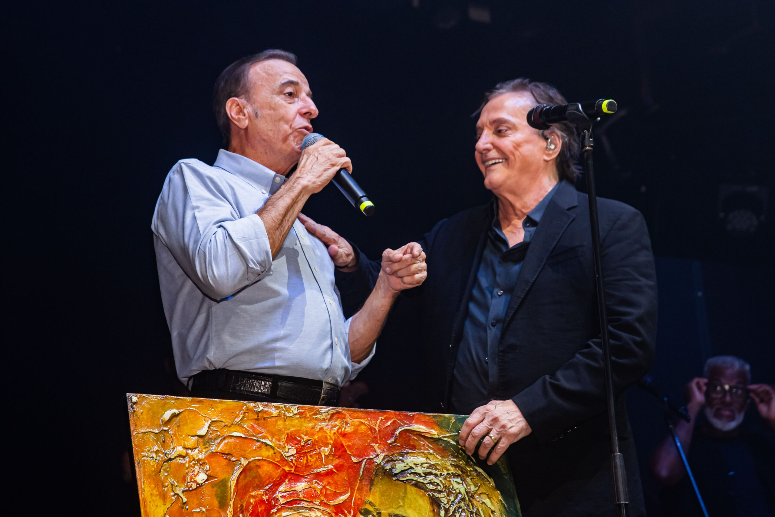 Fábio Jr. emociona Barretos em show para o Hospital de Amor