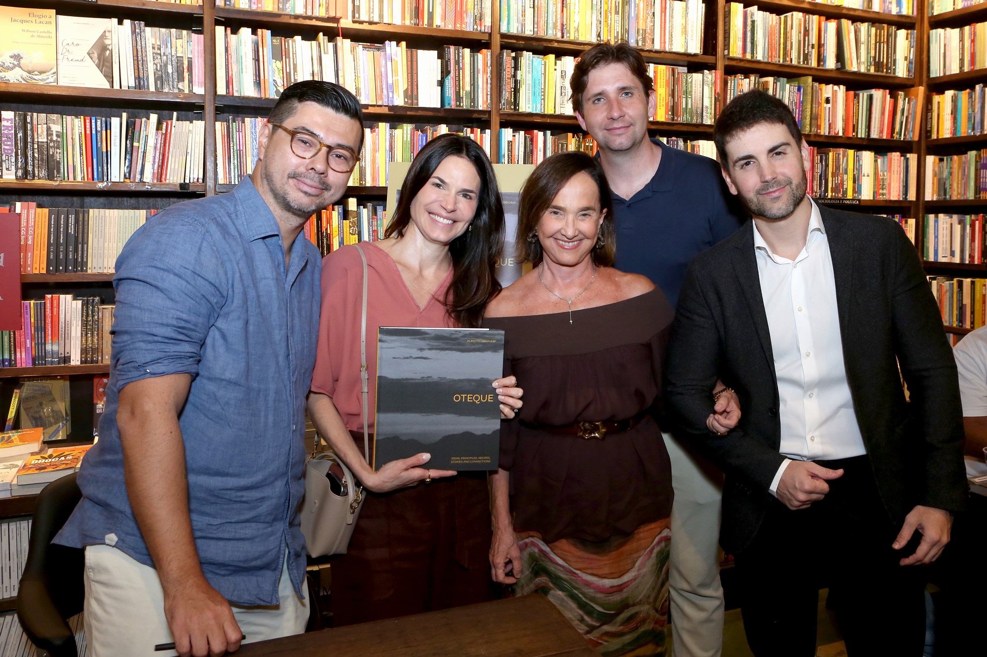 Alberto Landgraf lança livro Oteque no Brasil
