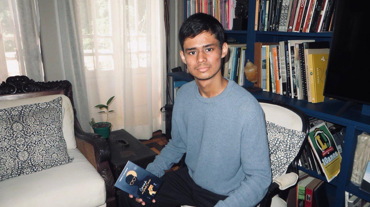 Pedro K. Calheiros lança livro no Rio de Janeiro
