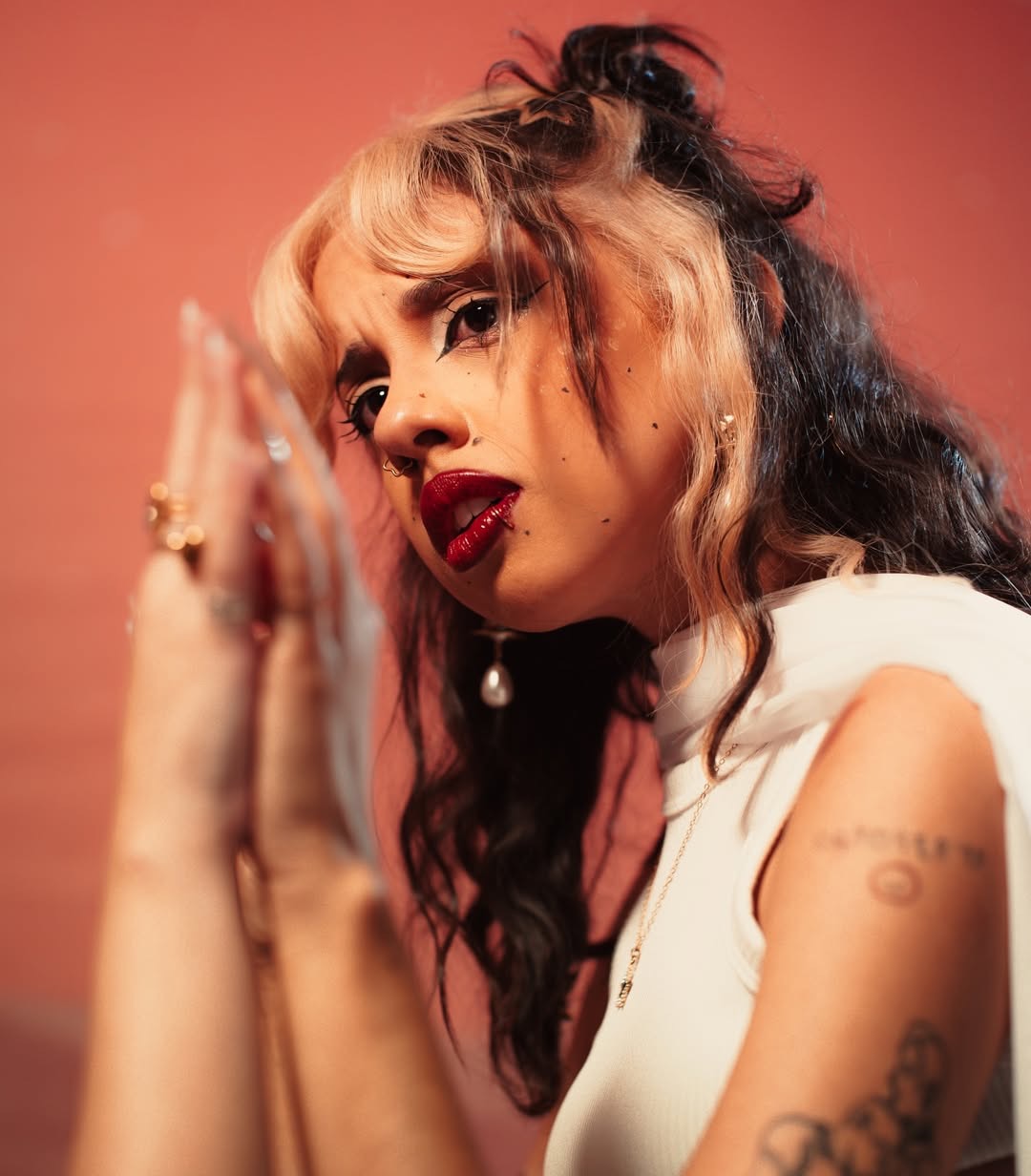 Breezia celebra sucesso de novo single