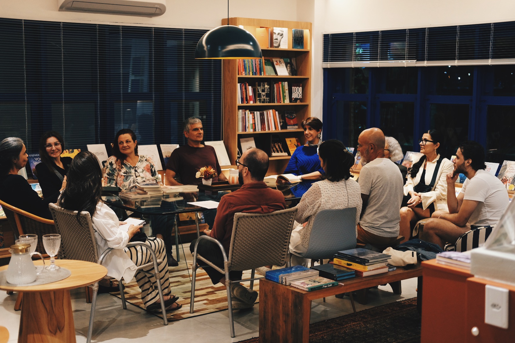 Clube do Conto promove leitura de Clarice Lispector em Iriri