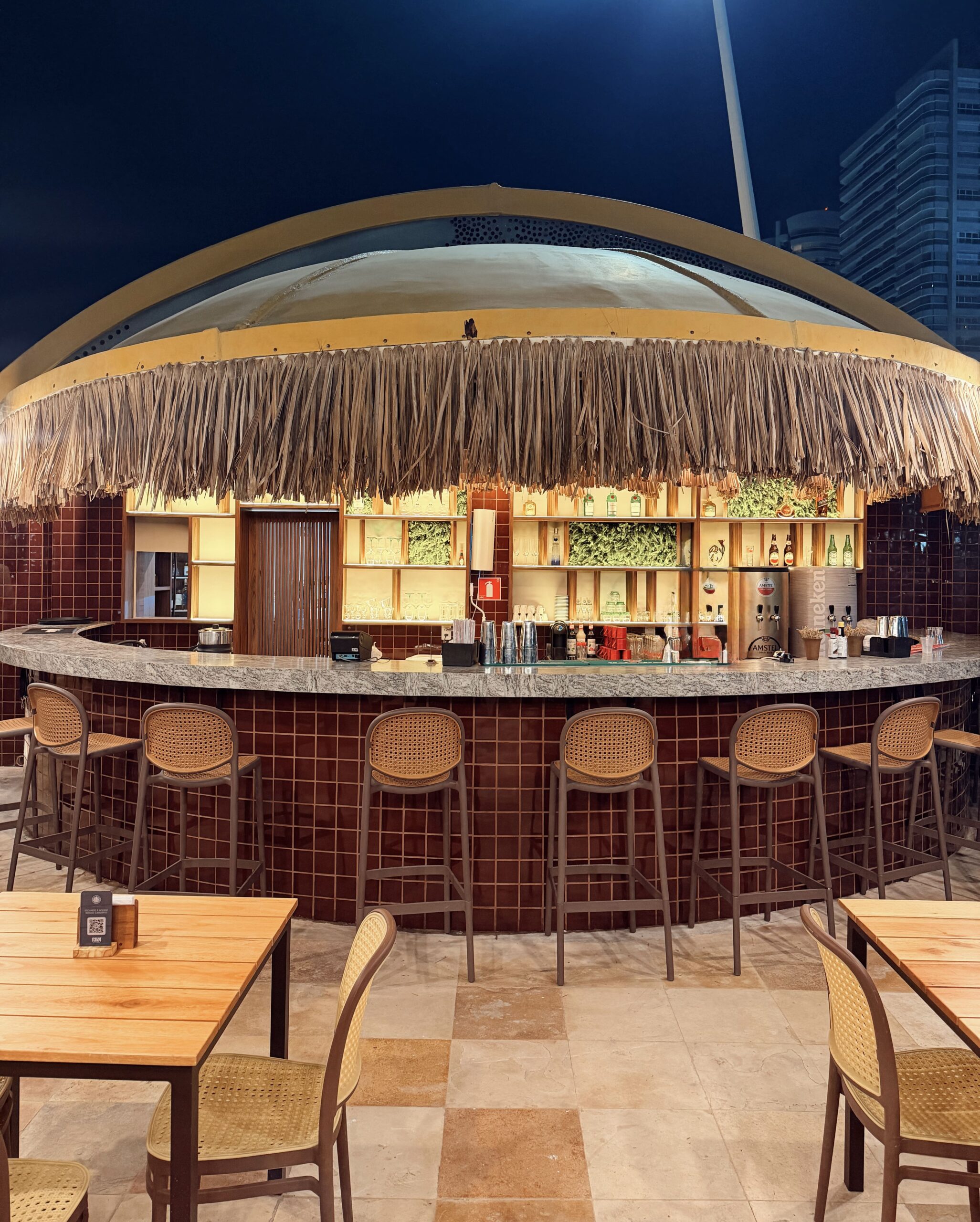 Riva Bar de Praia inaugura na Beira-Mar de Fortaleza