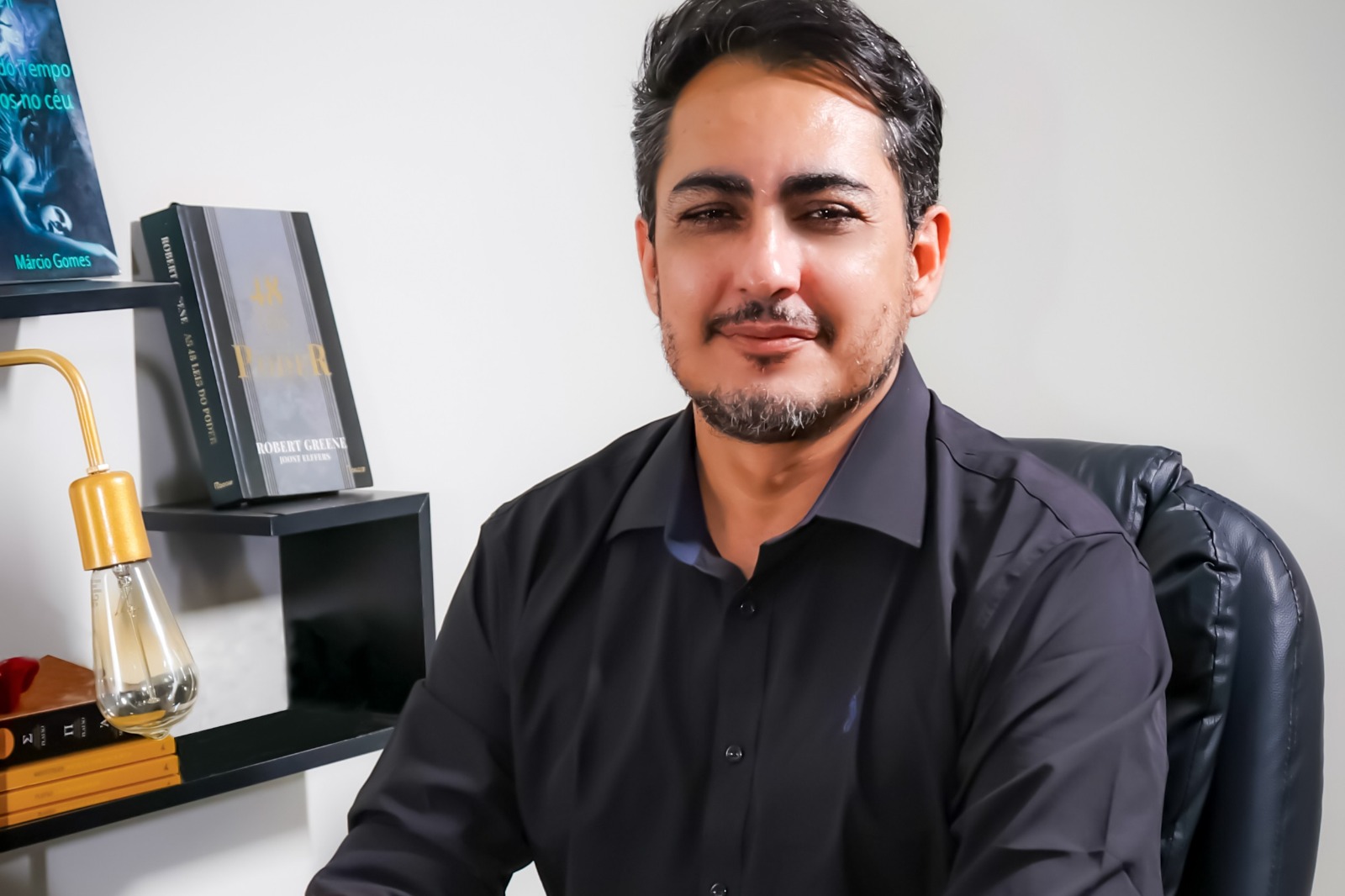 Márcio Lacerdda transforma o sertão em literatura