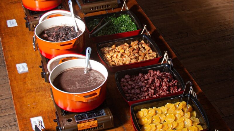 Feijoada no Bar do Zeca celebra jogo do Brasil na Copa