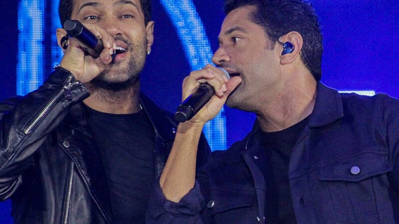Edy Britto e Samuel lançam Dois Diferentes nas plataformas