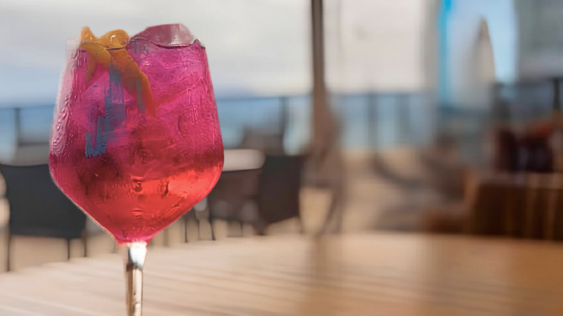 Hotéis Hilton celebram Mês do Orgulho no Rio