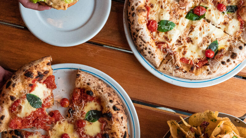 Dia da Pizza em Serra Negra: conheça duas pizzarias do Grupo Café Boteco