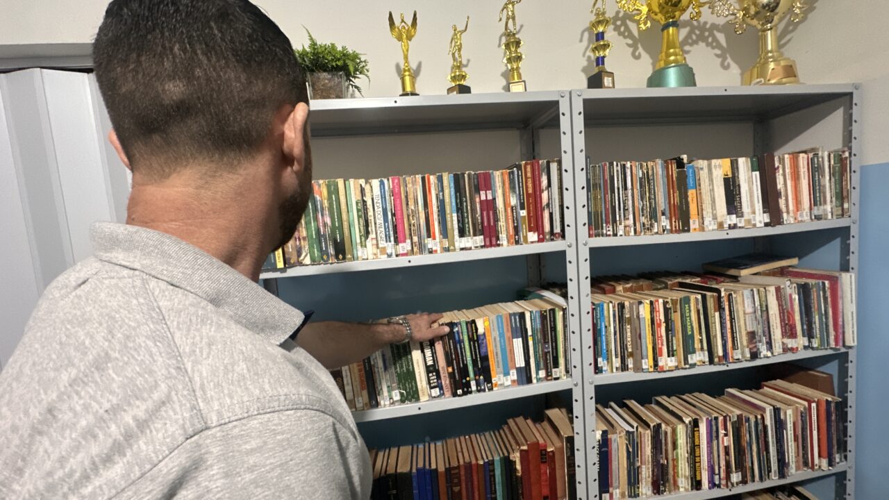 APACs de Frutal conquistam o Selo Proler em suas bibliotecas