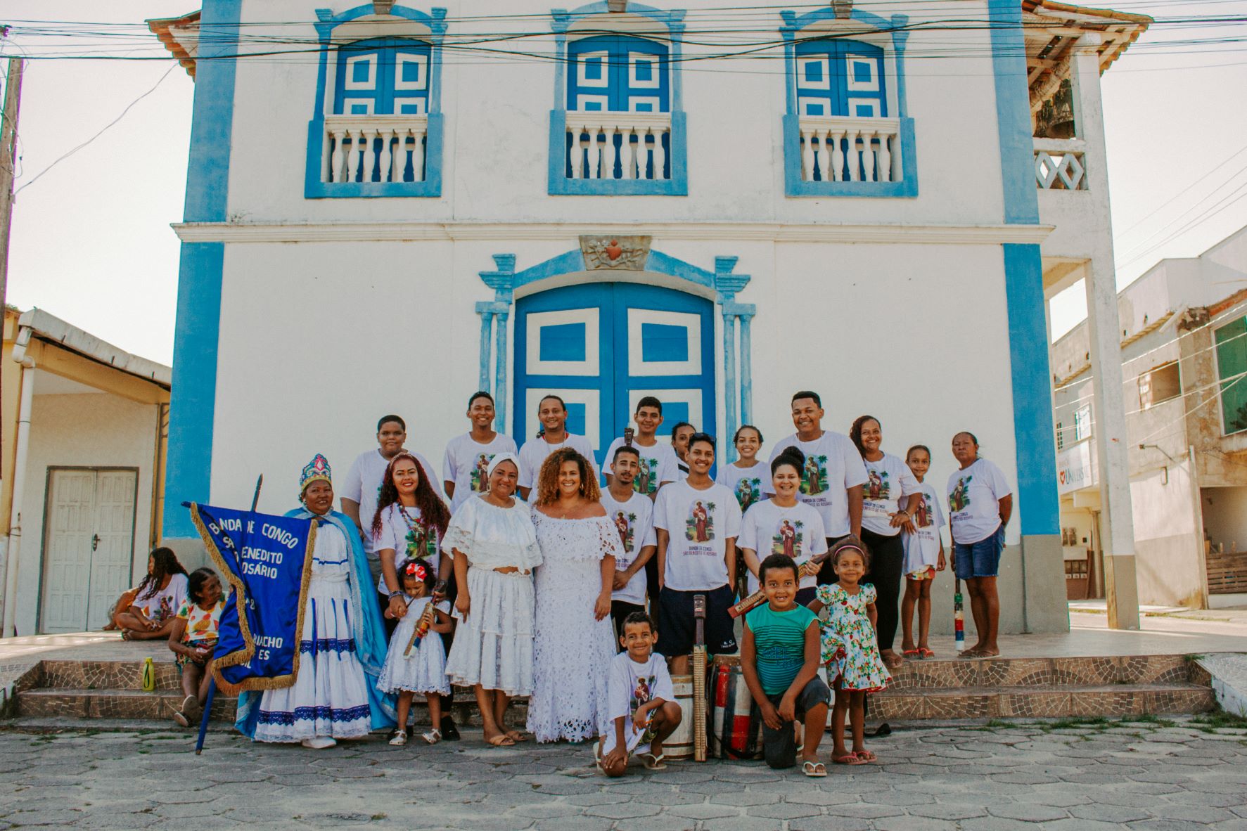 Monique Rocha homenageia Rainha do Congo Capixaba