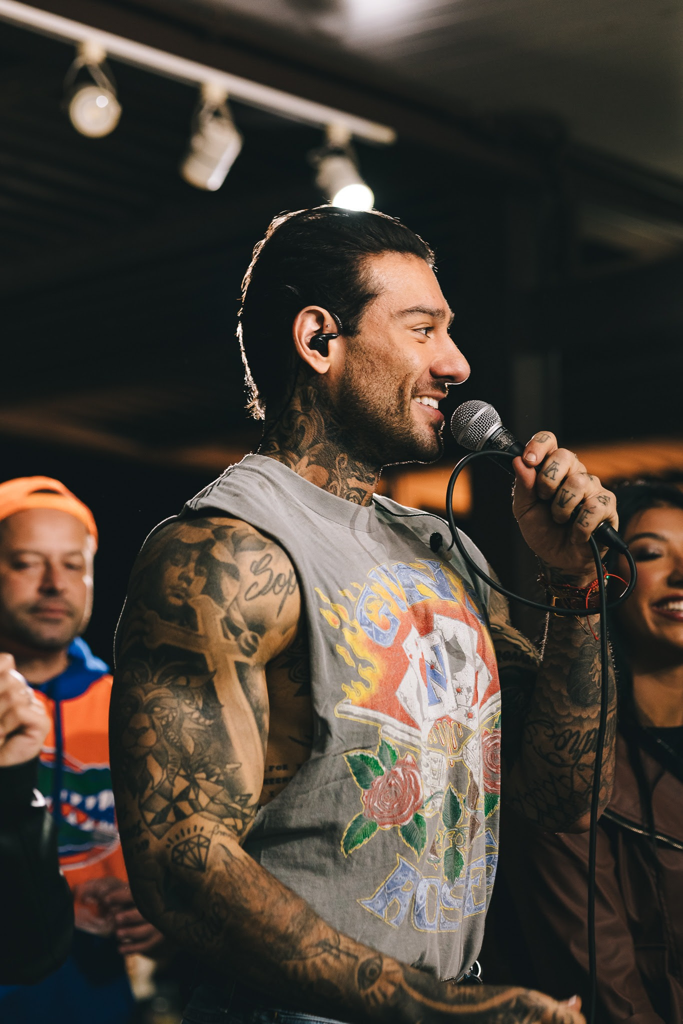 Lucas Lucco lança álbum de rock dos anos 2000 em ritmo de piseiro